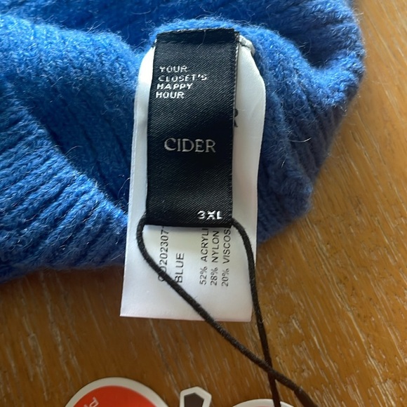 Cider Blue Ribbed Crop Camisole with Orange Accent - Picture 3 of 4